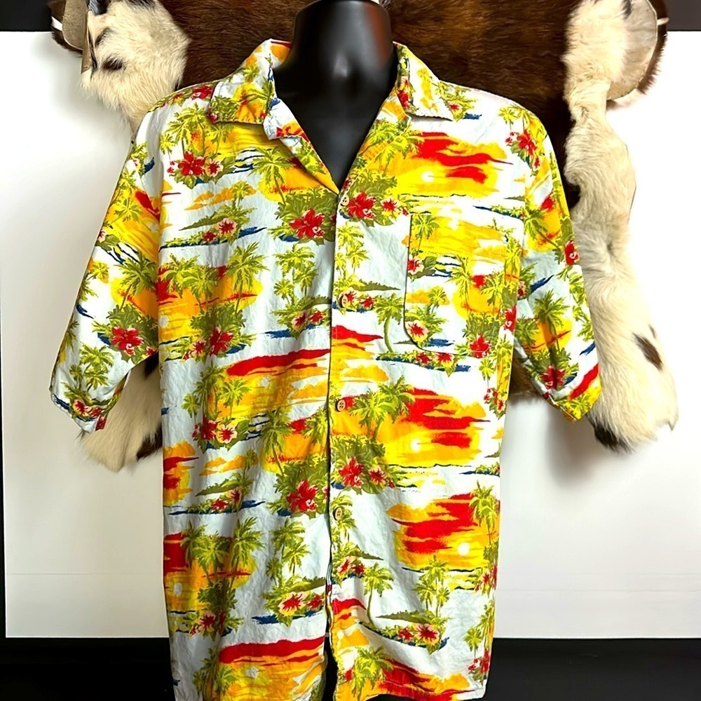 Caribbean Joe Mens Size Large 100% Cotton Beach Shirt.